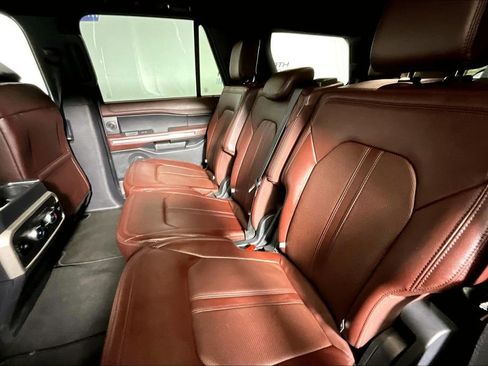 Certified 2024 Ford Expedition Limited image 21