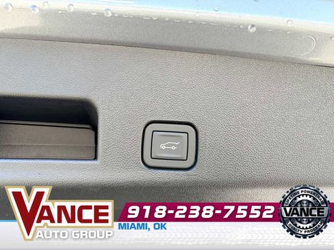 New 2026 GMC Acadia AT4 w/ Luxury Package image 18