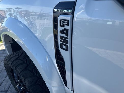 Used 2026 Ford F450 Platinum w/ FX4 Off-Road Package image 10