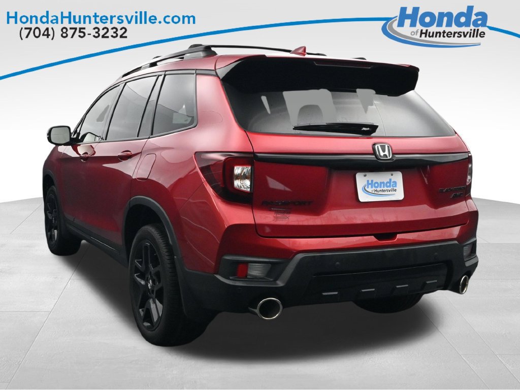 Used 2025 Honda Passport Black Edition image 6