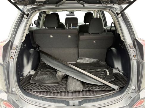 Used 2018 Toyota RAV4 LE w/ All Weather Liner Package FWD image 13