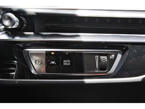 New 2027 Cadillac Lyriq Signature Luxury w/ Nappa Leather Package AWD/4WD image 14