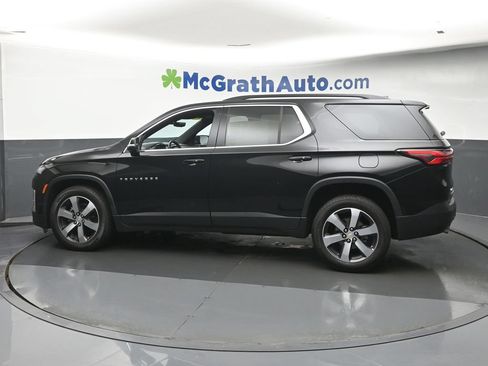 Used 2023 Chevrolet Traverse LT w/ LT Premium Package AWD/4WD image 23