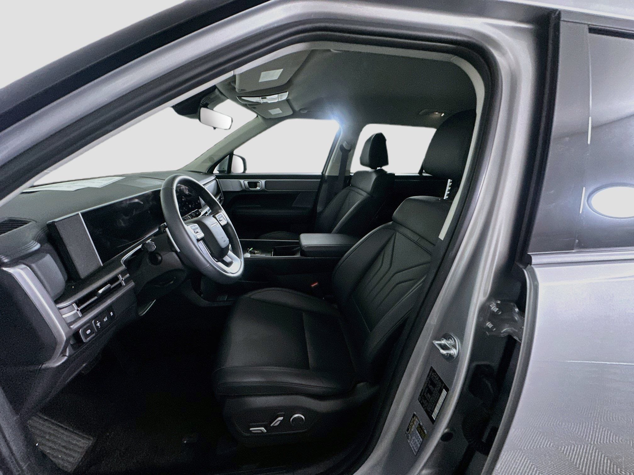 Used 2026 Hyundai Santa Fe SEL FWD image 13