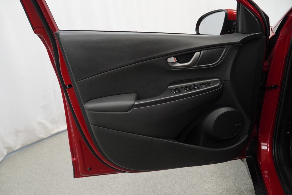 Used 2019 Hyundai Kona Ultimate FWD image 36
