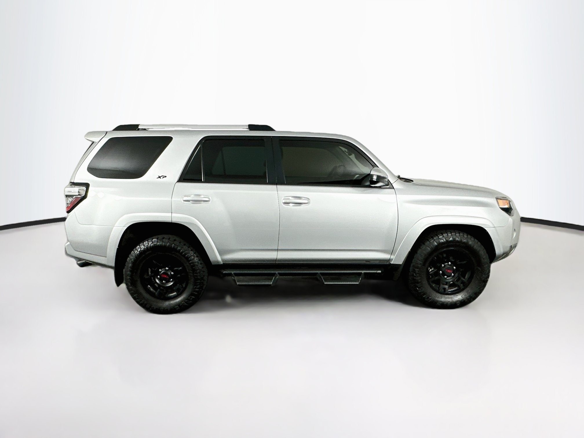 Used 2024 Toyota 4Runner SR5 RWD image 10