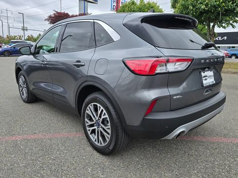 Used 2022 Ford Escape SEL AWD/4WD image 3