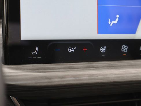 Certified 2025 Ford Escape Platinum image 36