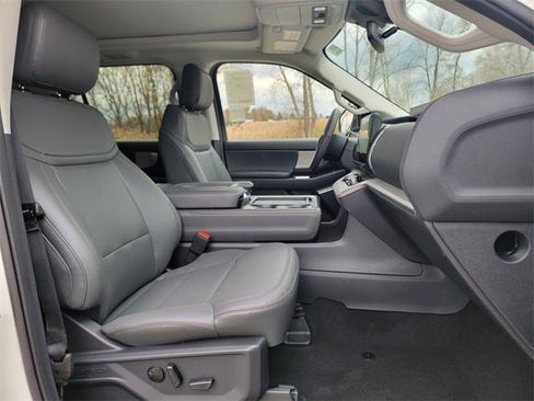 New 2025 Ford Expedition Max Active image 24