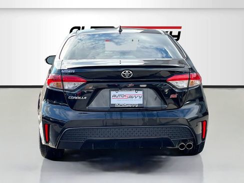 Used 2022 Toyota Corolla SE FWD image 6