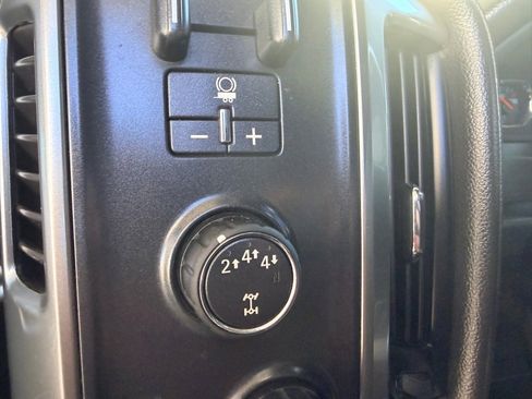 Used 2017 Chevrolet Silverado 2500 LTZ w/ Duramax Plus Package image 18