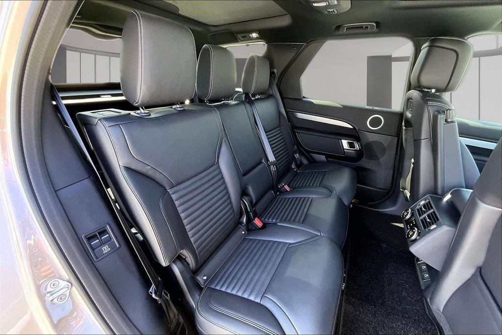 New 2026 Land Rover Discovery Dynamic SE AWD/4WD image 10