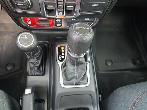 New 2026 Jeep Gladiator Rubicon AWD/4WD image 20