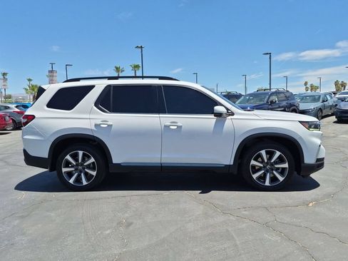 Used 2023 Honda Pilot Elite image 5