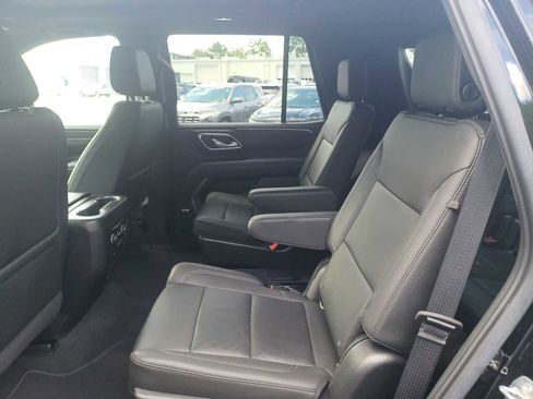 Used 2022 Chevrolet Tahoe Z71 w/ Z71 Off-Road Package image 30