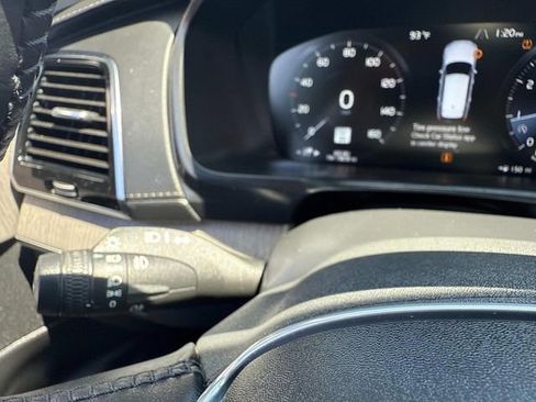 Used 2022 Volvo XC90 T6 Inscription w/ Advanced Package image 35