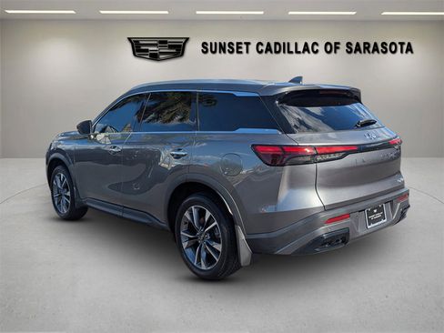 Used 2024 INFINITI QX60 Luxe w/ Vision Package image 5