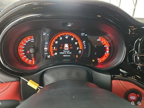 Used 2021 Dodge Durango SRT Hellcat w/ Premium Interior Group AWD/4WD image 9