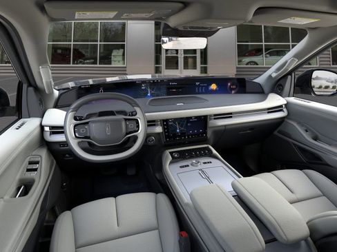 New 2025 Lincoln Navigator L Reserve image 9