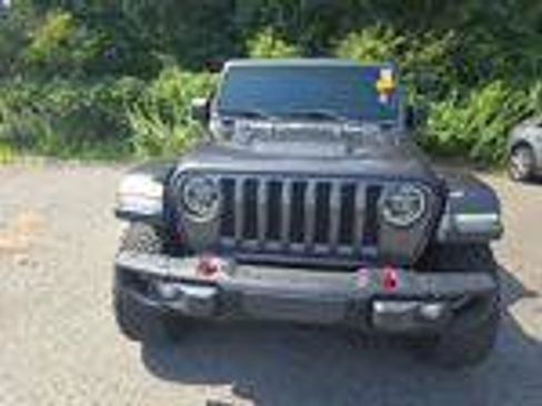 Used 2022 Jeep Wrangler Unlimited Rubicon w/ Xtreme Recon 35" Tire Package AWD/4WD image 9