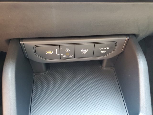 New 2026 Kia K4 FWD image 35
