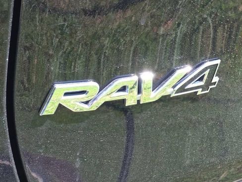Used 2023 Toyota RAV4 LE AWD/4WD image 13