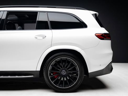 Used 2021 Mercedes-Benz GLS 63 AMG 4MATIC image 22