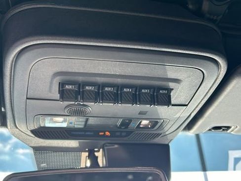 Certified 2024 Ford Bronco Everglades image 24