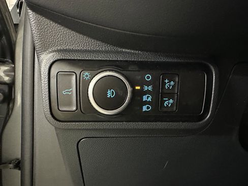 Certified 2025 Ford Explorer ST-Line image 13