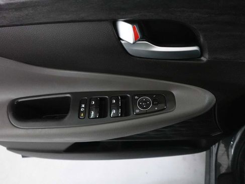 Used 2020 Hyundai Santa Fe SEL AWD/4WD image 11