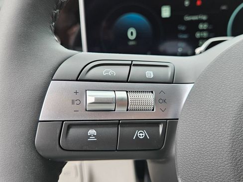 New 2025 Hyundai Tucson Limited FWD image 33