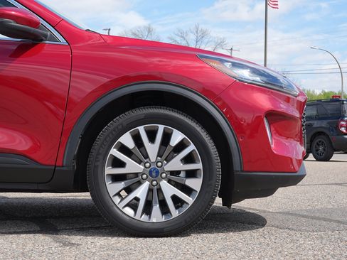 Used 2020 Ford Escape Titanium AWD/4WD image 13