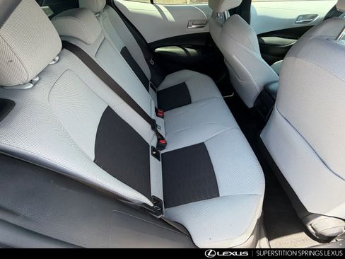Used 2021 Toyota Corolla SE w/ SE Preferred Package FWD image 13