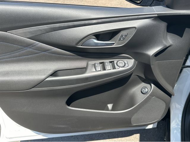 New 2026 Buick Envista Sport Touring w/ Convenience I Package FWD image 5