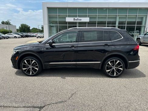 Certified 2023 Volkswagen Tiguan SEL R-Line AWD/4WD image 5