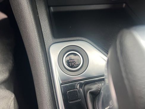 Used 2020 Nissan Sentra SV image 51