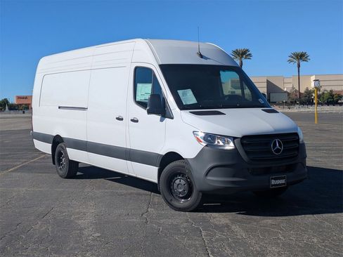 New 2024 Mercedes-Benz Sprinter 3500 image 1
