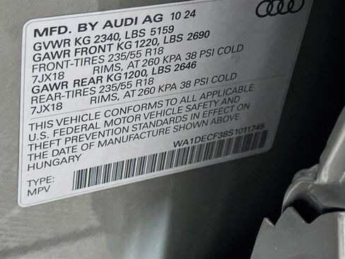 Used 2025 Audi Q3 2.0T Premium AWD/4WD image 12