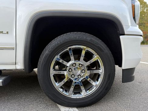 Used 2017 GMC Sierra 1500 Denali AWD/4WD image 11