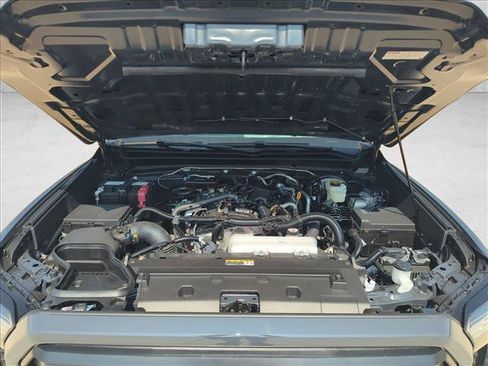 Used 2026 Toyota Tacoma SR AWD/4WD image 16