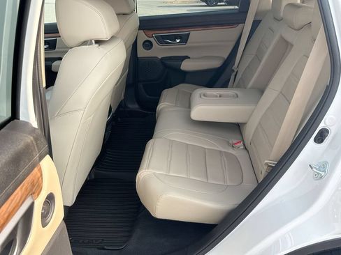 Used 2022 Honda CR-V Touring image 16