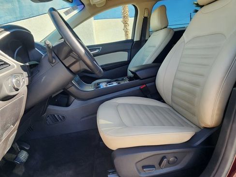 Used 2020 Ford Edge SEL w/ Convenience Package image 10
