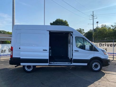 Used 2022 Ford Transit 250 148 High Roof w/ Load Area Protection Package RWD image 3