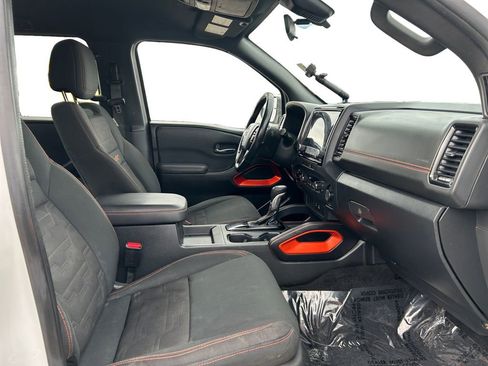 Used 2022 Nissan Frontier PRO-4X w/ Off-Road Protection Package image 17