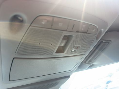 Used 2020 Nissan Armada SL w/ Premium Package RWD image 21