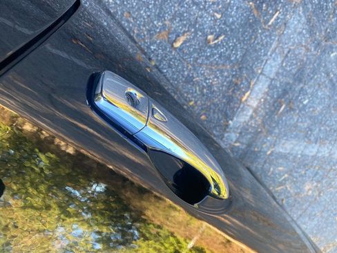 Used 2017 Nissan Maxima 3.5 S image 11