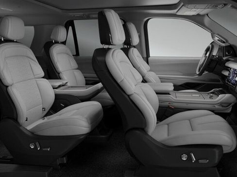 New 2026 Lincoln Navigator L Reserve w/ Jet Appearance Package AWD/4WD image 74