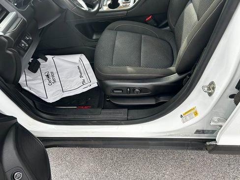 Used 2021 GMC Acadia SLE image 20