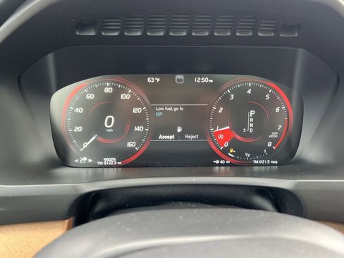 Used 2017 Volvo XC90 T6 Inscription w/ Vision Package image 14