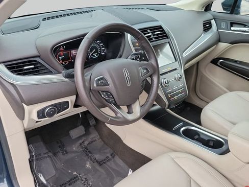 Used 2019 Lincoln MKC Premiere FWD image 21